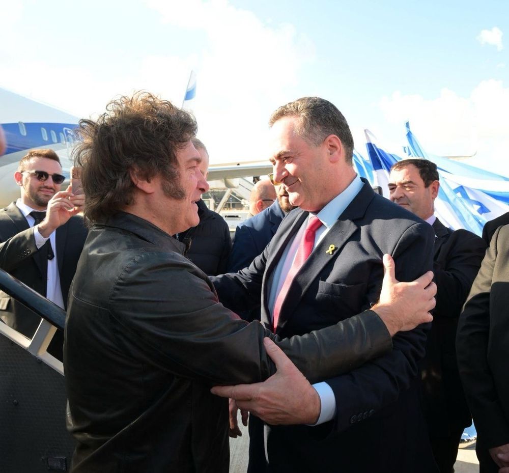 Le ministre israélien des Affaires étrangères Israel Katz et le président d'Argentine, Javier Milei