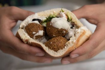 מנה פלאפל