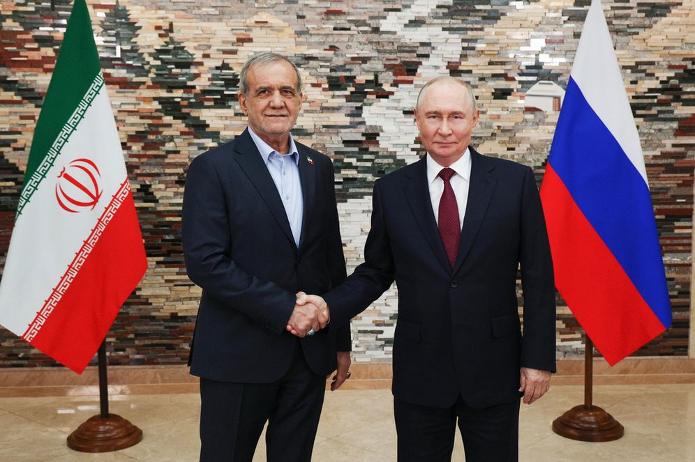 Sputnik, Kremlin Paul/AP Russian President Vladimir Putin, right, and Iranian President Masoud Pazakhstan during their meeting on the sidelines of the Shanghai Cooperation Organization (SCO), in Bishkek, Kyrgyzstan, on Tuesday, September 1, 2026.