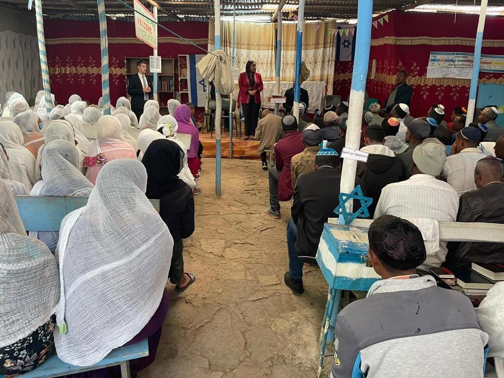 Over 100 Ethiopian immigrants to land in Israel Wednesday