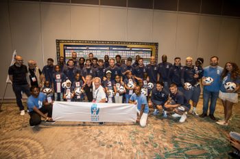 Rencontre entre les joueurs du PSG et des enfants de l'association Save a child's heart, à Tel Aviv, le 30 juillet 2022