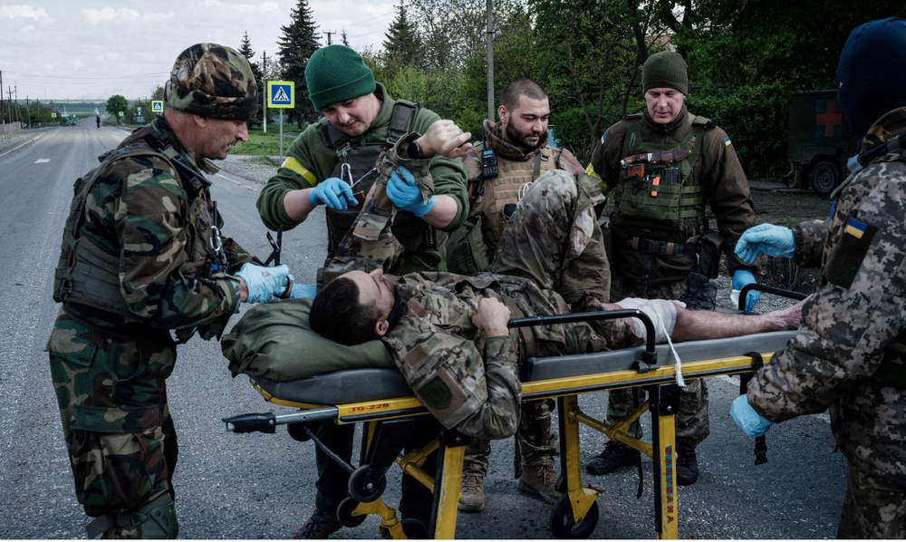 Israel To Treat 20 Wounded Ukrainian Soldiers i24NEWS