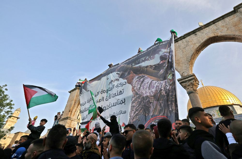 Hamas poster hanging on the Temple Mount in Jerusalem, May 2, 2022.