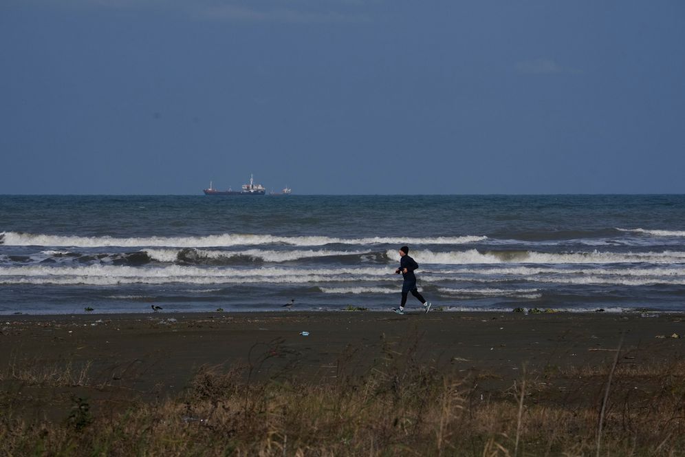 بحر قزوين بمحاذاة بندر انزالي، إيران، طهران