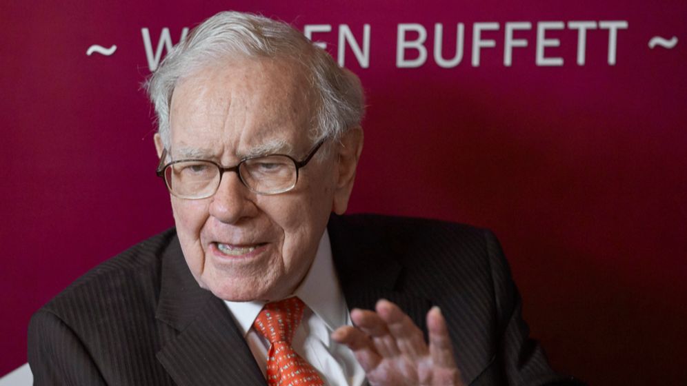 Warren Buffett, Chairman and CEO of Berkshire Hathaway, speaks during a game of bridge following the annual Berkshire Hathaway shareholders meeting in Omaha, Neb., May 5, 2019. 