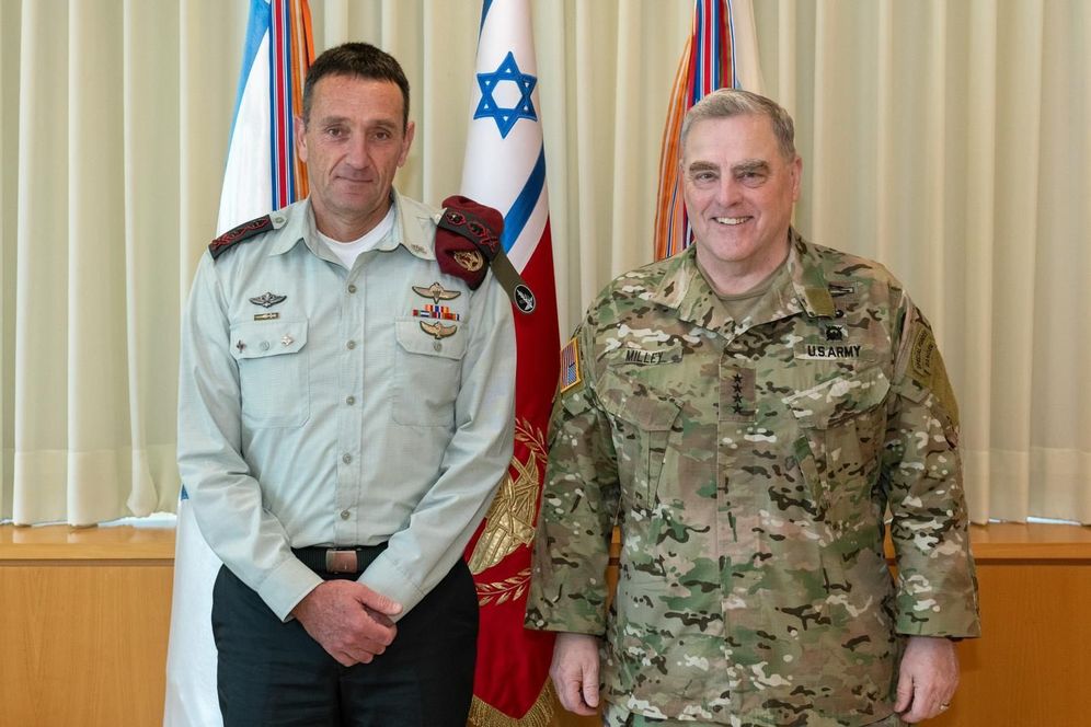 Israeli army Israeli Chief of Staff Lieutenant General Herzi Halevi (L) with his U.S. counterpart Mark Milley in Israel.