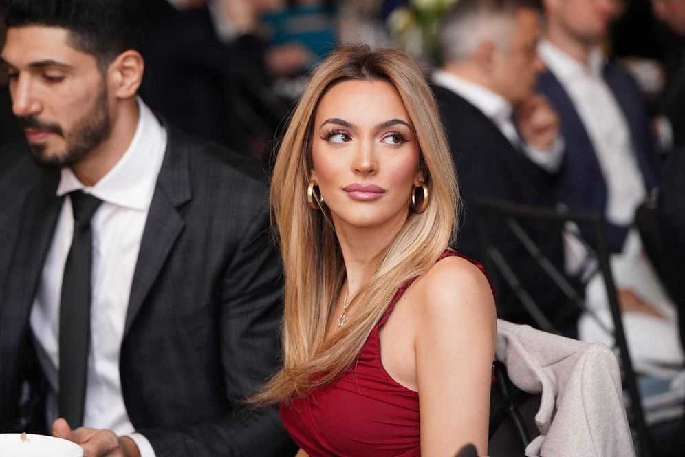 Social media influencer and sports journalist Emily Austin.