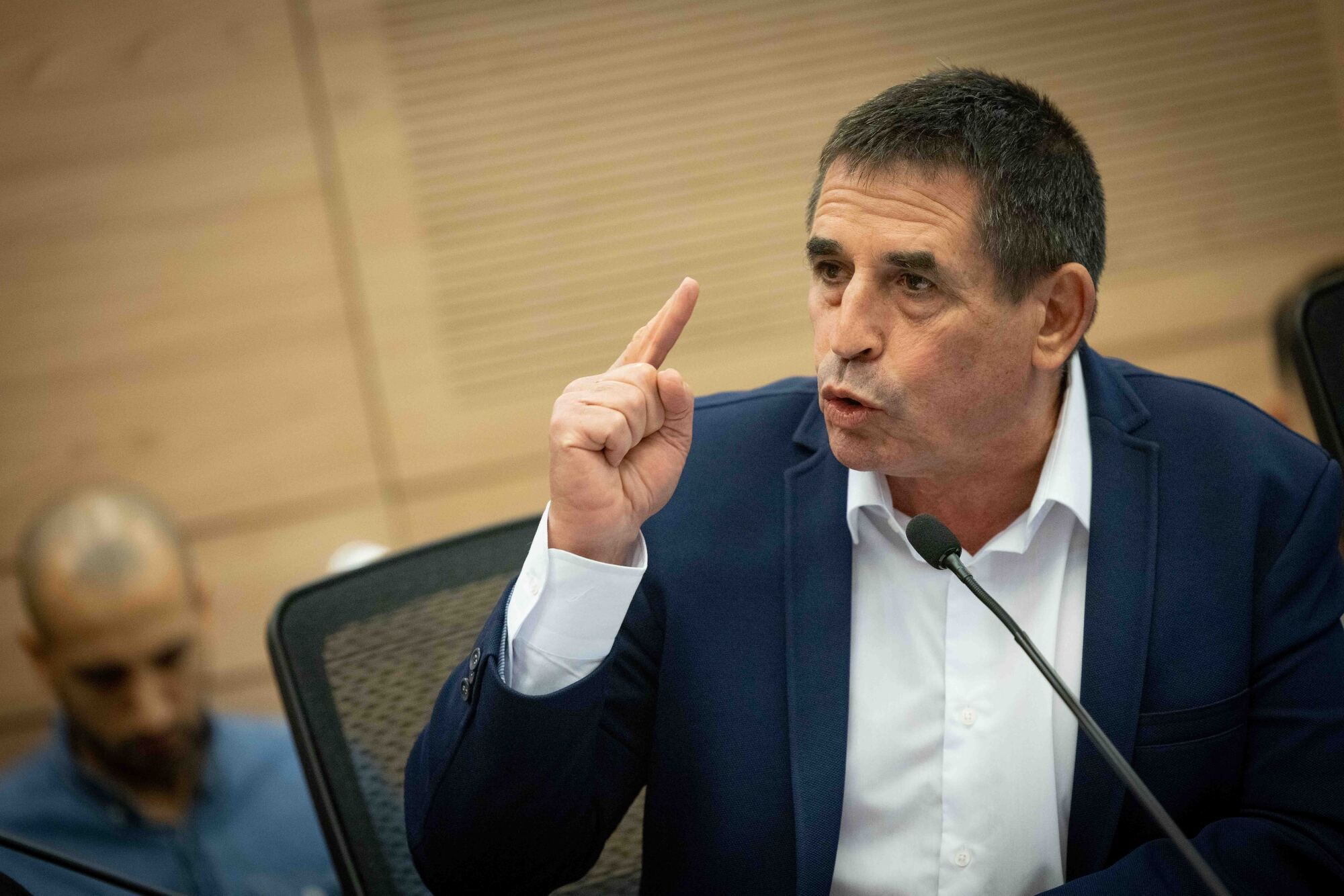 هل يتجه نحو اتفاق مع القائمة العربية الموحدة؟ يوآف سيغالوفيتش يعلن مغادرته حزب "يش عتيد"