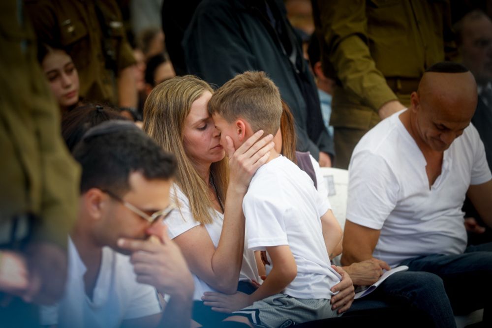 Colonel Asaf Hamami Receives Hero's Farewell At Funeral Attended By