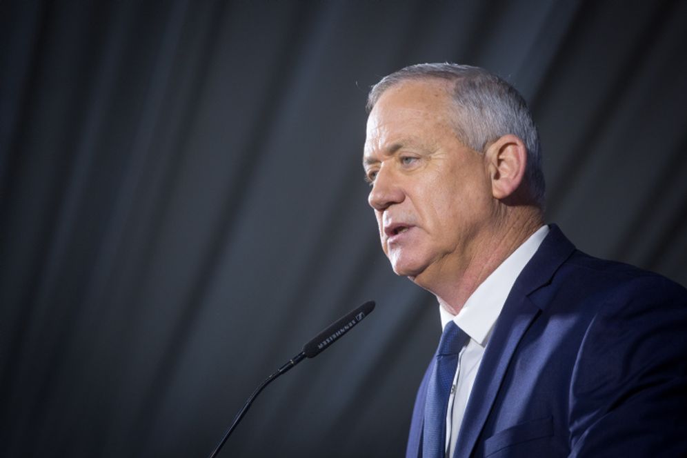 Le président de la Knesset, Benny Gantz, lors d'une conférence de presse du parti Bleu Blanc à Ramat Gan le 25 janvier 2020.