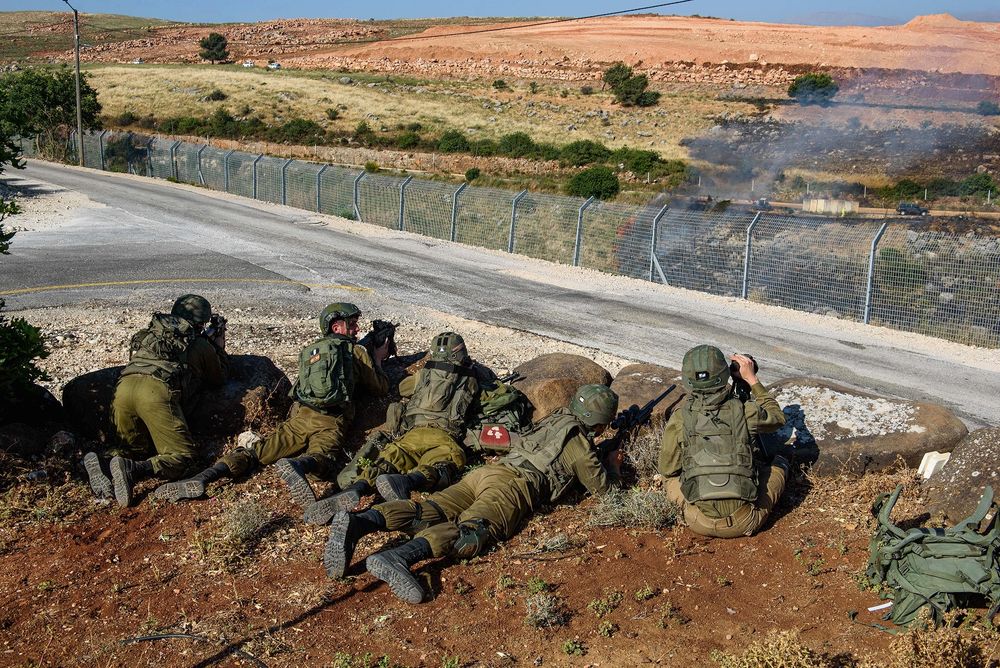 Des soldats israéliens à Metoula, à la frontière entre Israël et le Liban, le 15 mai 2021