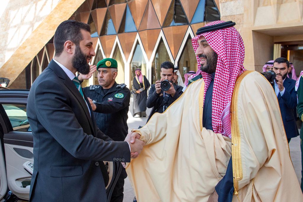 السعودية والإمارات تجددان دعمهما لسوريا ودعم بسط سيادتها على كامل أراضيها