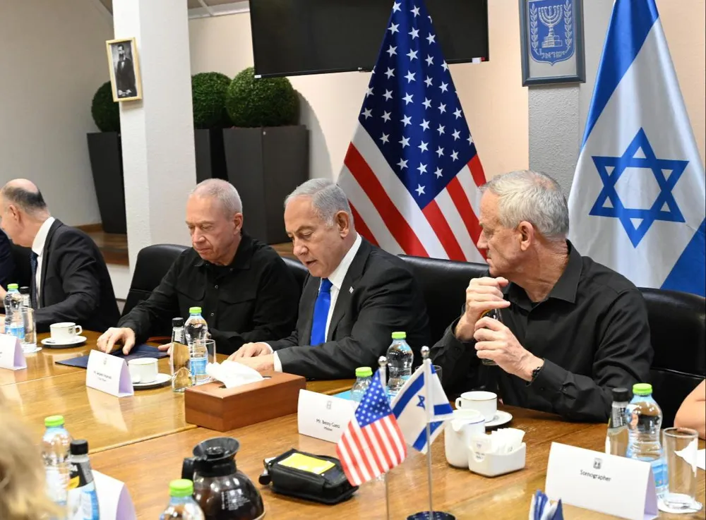  نتانياهو في مؤتمر صحافي في تل أبيب -  لأسرى -  28/10/2023 D2d1bdb45d6b9962a7cb270ab7d86900