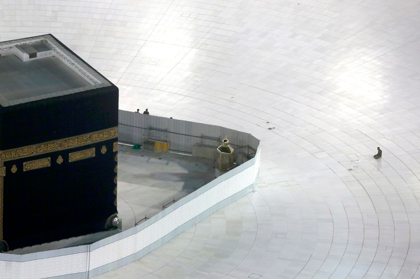 I24news للمرة الأولى منذ 1798 السعودية تنظر في تأجيل شعائر الحج بسبب كورونا