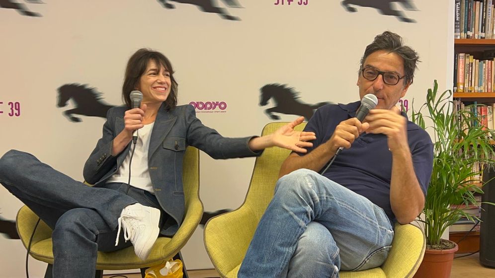 Yoan Alimi/ i24NEWS Charlotte Gainsbourg et Yvan Attal à Tel Aviv le 24 juillet