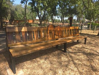 Ramat Gan Safari installs benches in memory of Ariel and Kfir Bibas donated by the Friends and Lovers of Israel associations in Germany —"so the world will not forget"