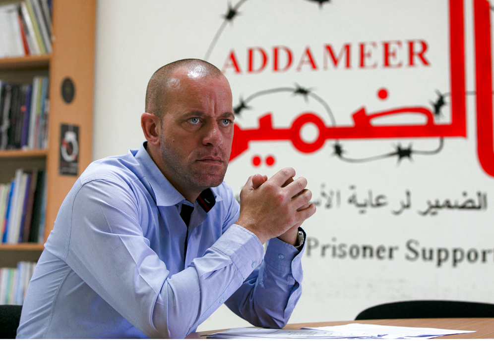 ABBAS MOMANI / AFP Le terroriste franco-palestinien Salah Hamouri donne une interview à l'AFP à Ramallah, en Cisjordanie, le 1er octobre 2020.
