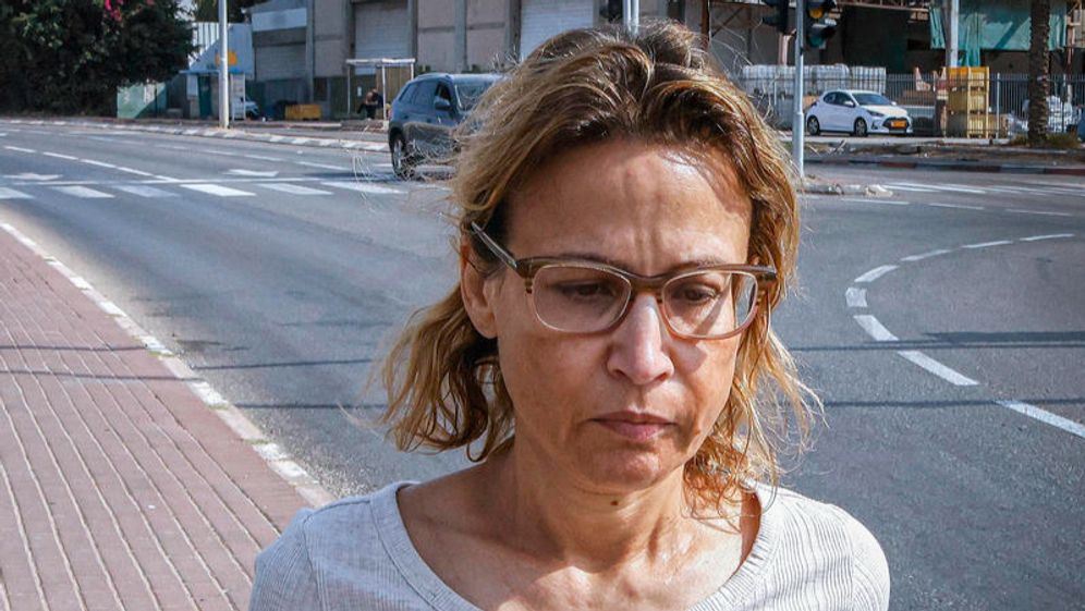 הפצ"רית לשעבר יפעת תומר-ירושלמי ביציאה מנווה תרצה, ארכיון