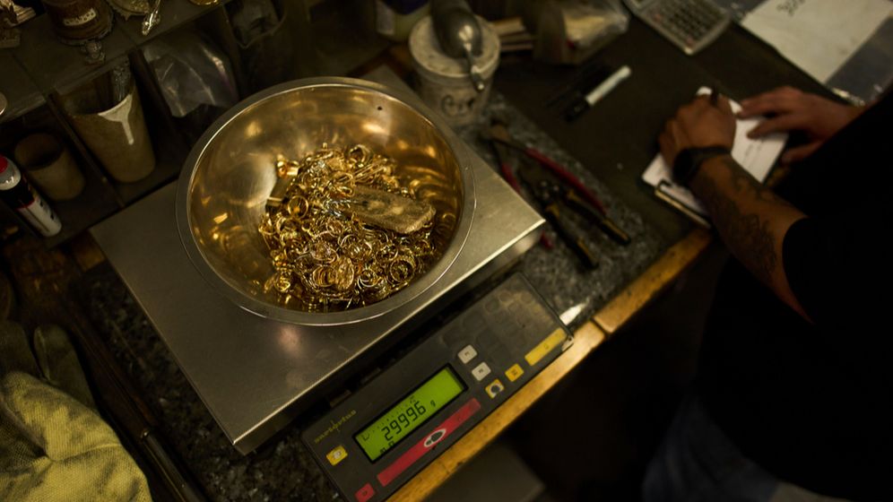 תכשיטי זהב, אילוסטרציה