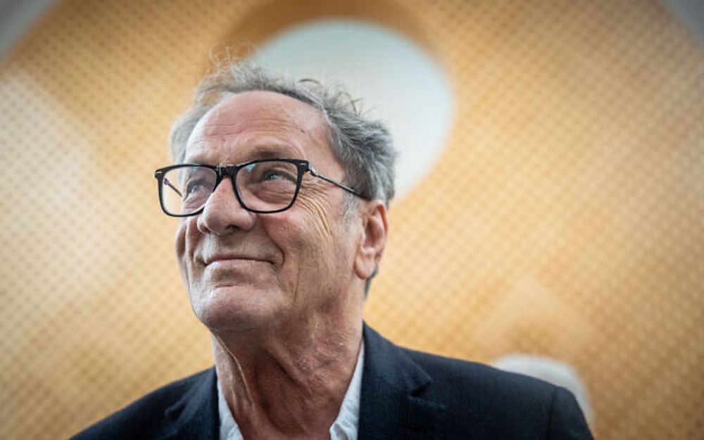 Mohammad Bakri assiste à une audience de la Cour suprême à Jérusalem concernant son film " Jenin, Jenin ", le 16 mai 2021.