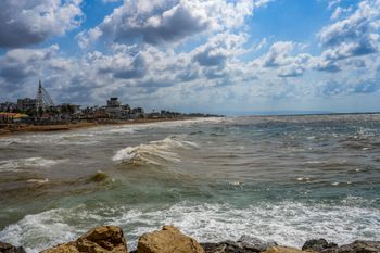 מעונן חלקית בחוף נהריה, סתיו, חורף, גשם 