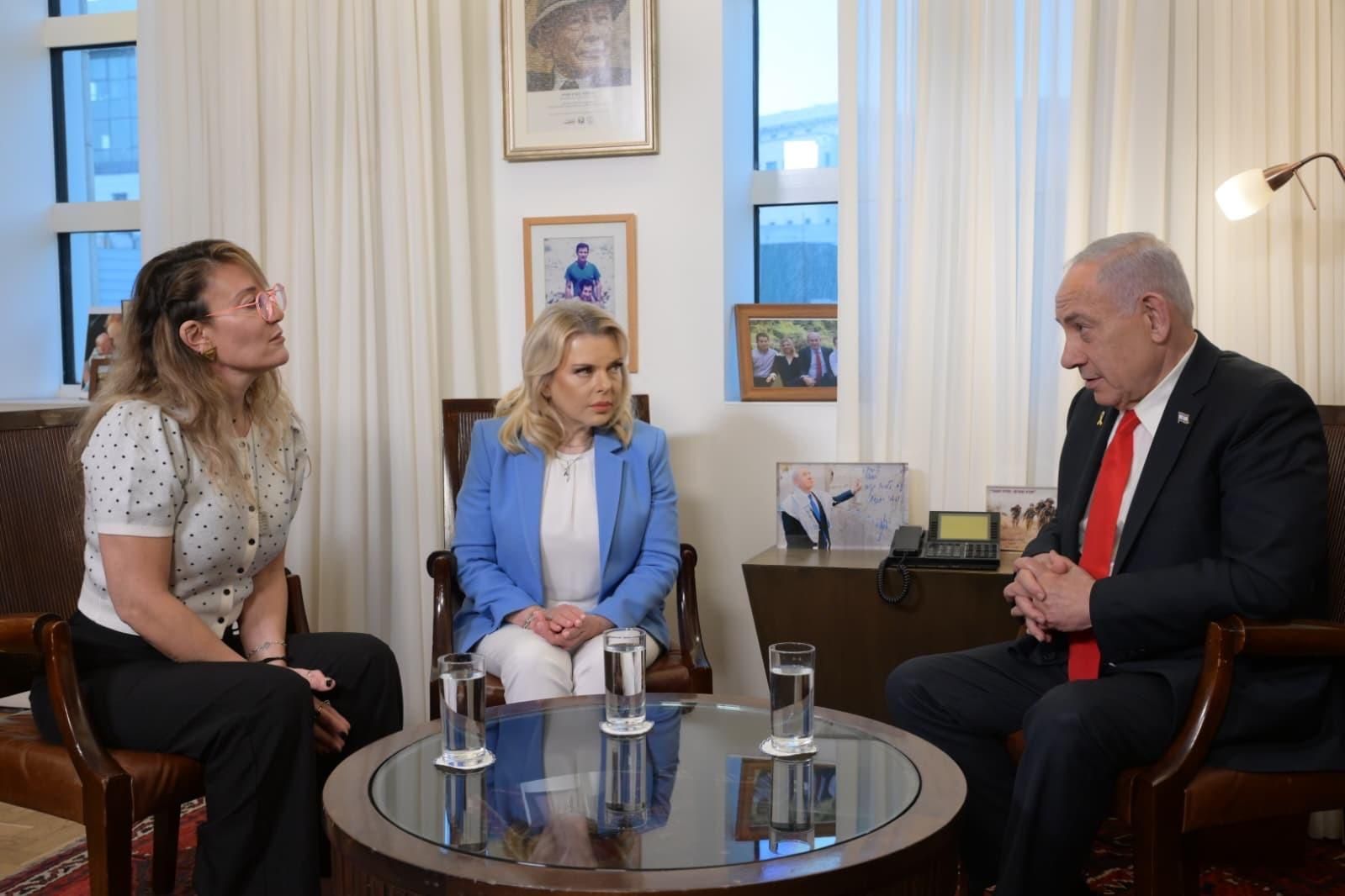 Benjamin Netanyahou rencontre Sabine Tassa, rescapée du 7 octobre