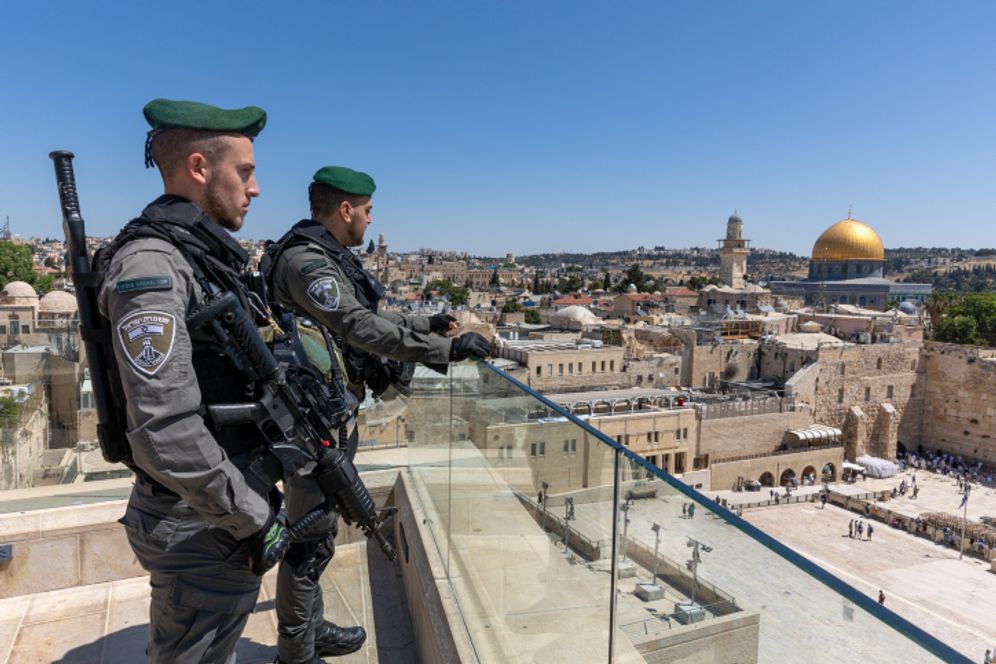 Illustration - Des agents de la police des frontières israélienne dans la vieille ville de Jérusalem