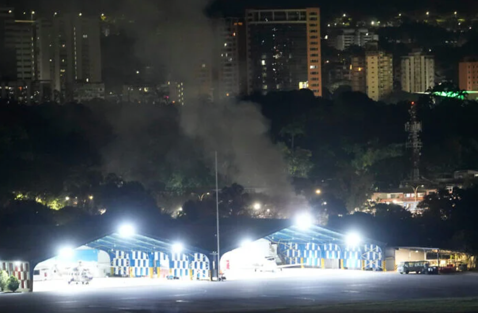 ترامب يعلن مفاجأة كبرى: القبض على مادورو وزوجته ونقلهما سرًا خارج فنزويلا