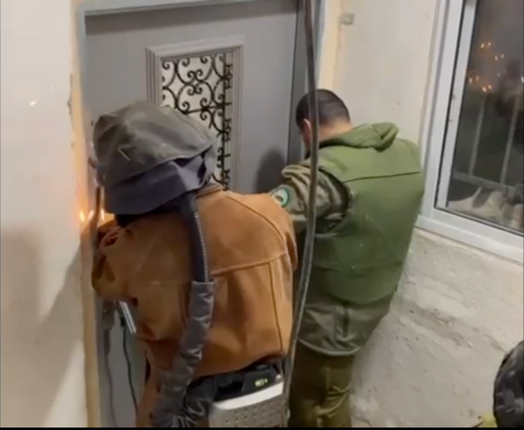 Israel's military sealing the home of the Neve Ya'akov attack terrorist, January 2023.