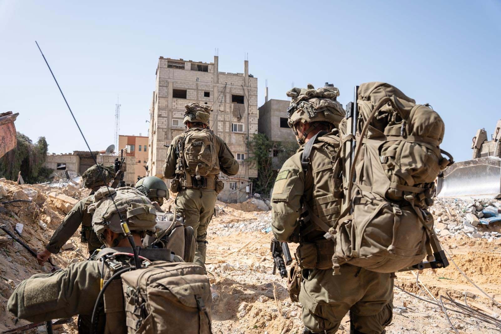 IDF Arrests Dozens Of Hamas Fighters At Nasser Hospital In Khan Younis - Vimarsana News