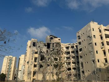 A direct hit from an Iranian missile in Be'er Sheva, Israel, June 24, 2025. 