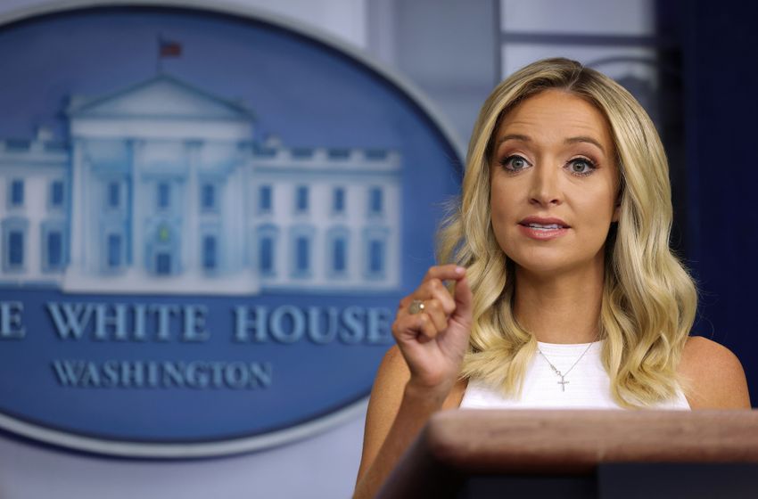 La porte-parole de l'exécutif américain, Kayleigh McEnany, lors d'un point de presse à la Maison Blanche le 31 juillet 2020 à Washington, DC
