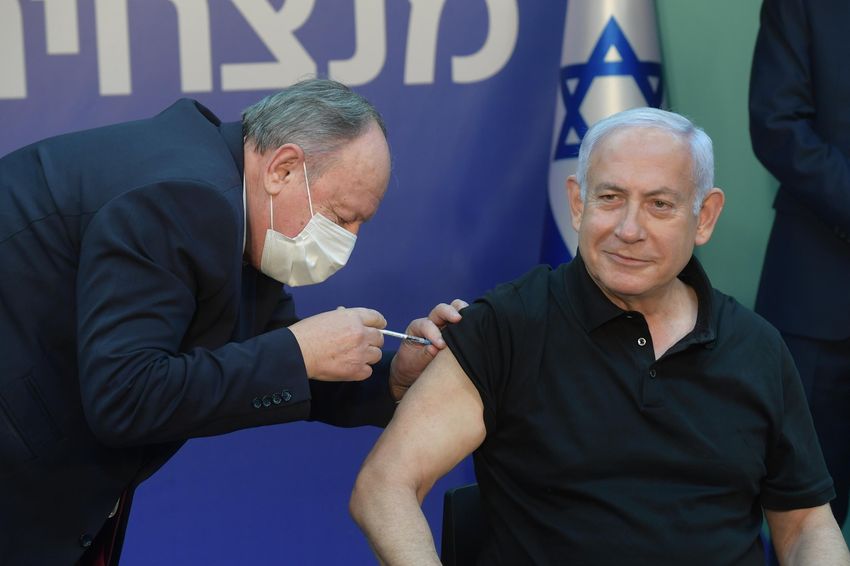 Le Premier ministre Benyamin Netanyahou a reçu samedi soir la deuxième dose du vaccin contre le coronavirus