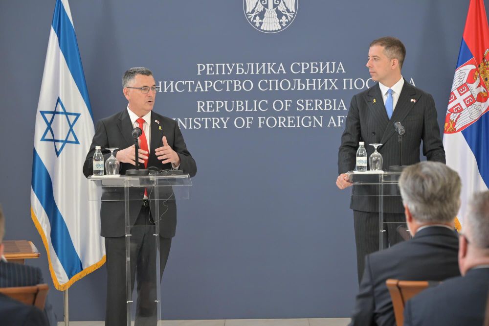 Le ministre israélien des Affaires étrangères, Gideon Sa’ar et son homologue serbe Marco Đurić, Jérusalem, le 30.09.2025