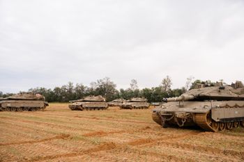 Illustration - Chars israéliens dans la bande de Gaza