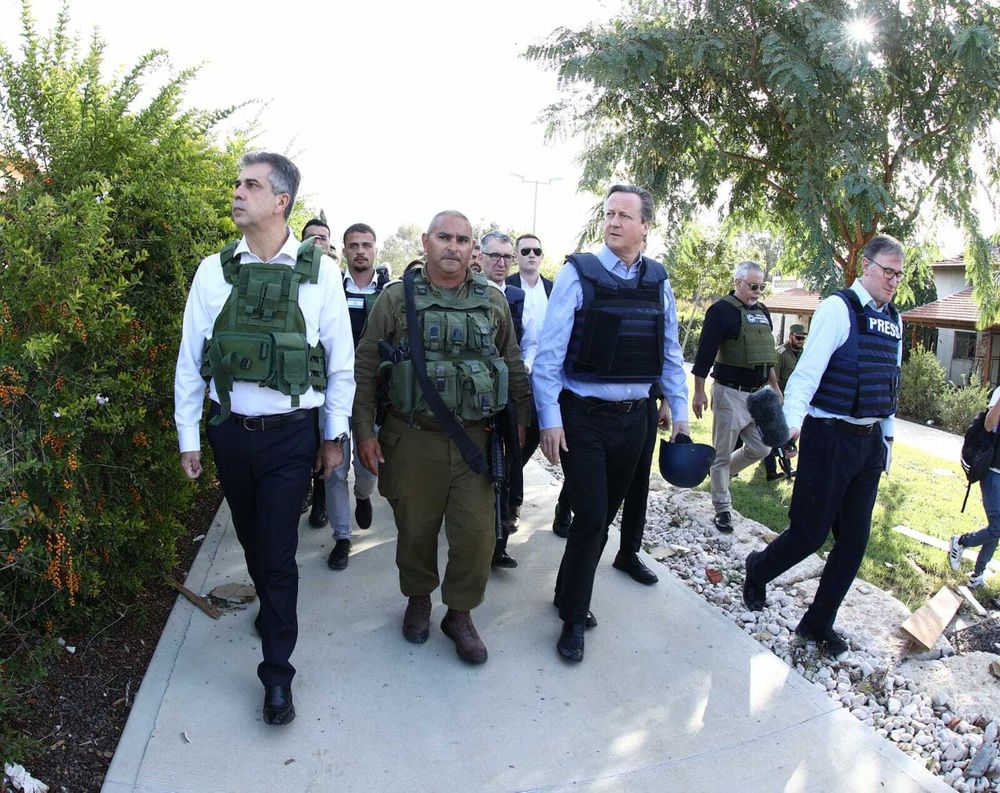British Foreign Secretary David Cameron touring Kibbutz Be'eri, the scene of one of the worst Hamas massacres on Oct. 7