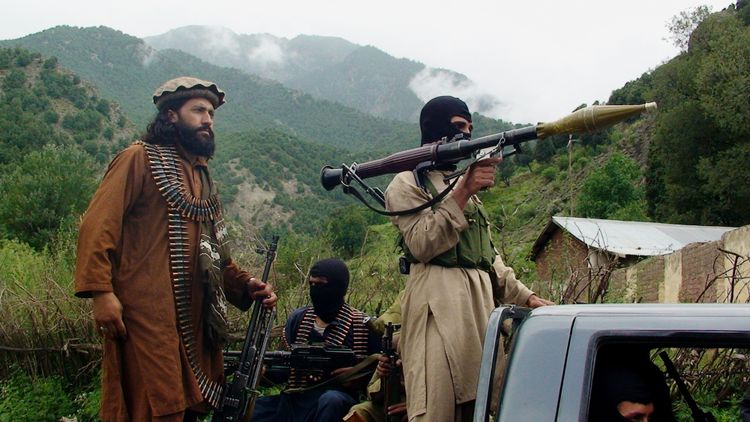 Les forces talibanes à la frontière entre l'Afghanistan et le Pakistan