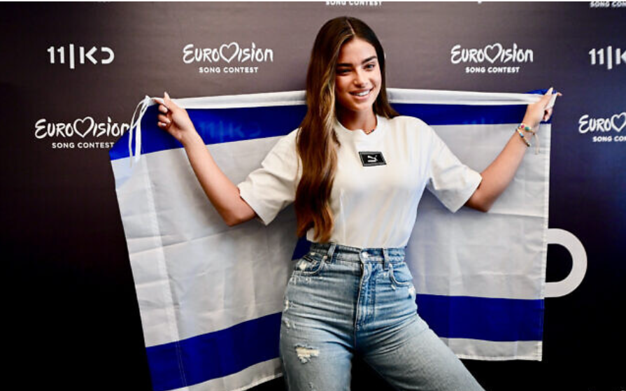 "Israeli Eurovision Star Noa Kirel Shines in La Zarra Choreography and