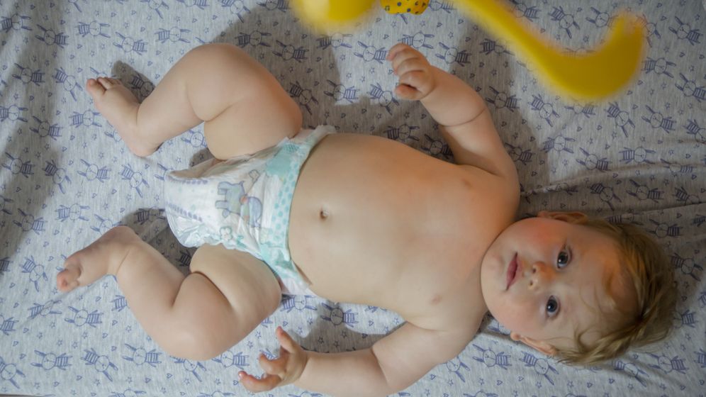 תינוק בעריסה, אילוסטרציה