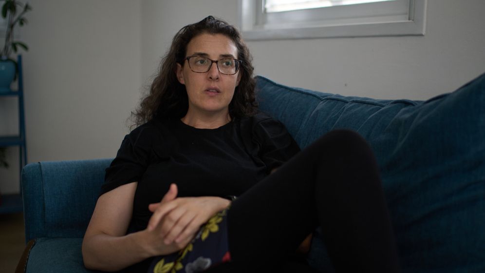  L'ancienne otage du Kataeb Hezbollah en Irak, Elizabeth Tsurkov, à Ramat Gan après sa libération