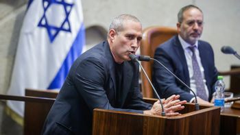 نائب رئيس الكنيست حانوخ ميلبيتسكي في الجلسة العامة للكنيست بالقدس اليوم