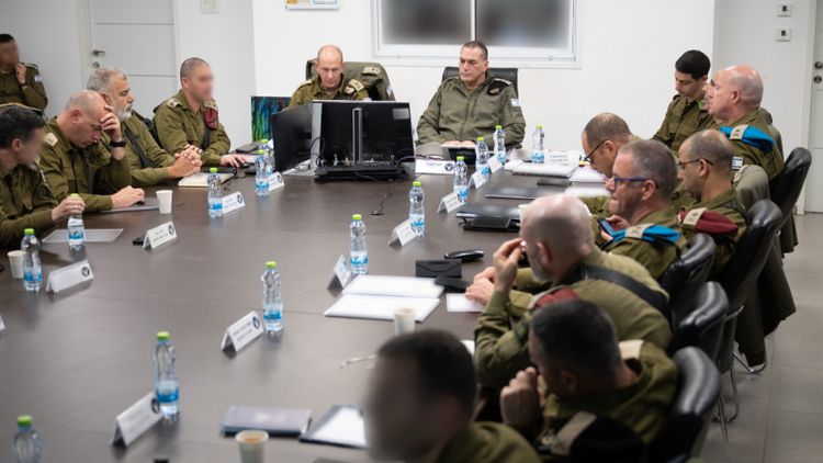 הרמטכ"ל אייל זמיר בדיון עם פורום מטכ"ל על החזית הצפונית, 22.03.2026