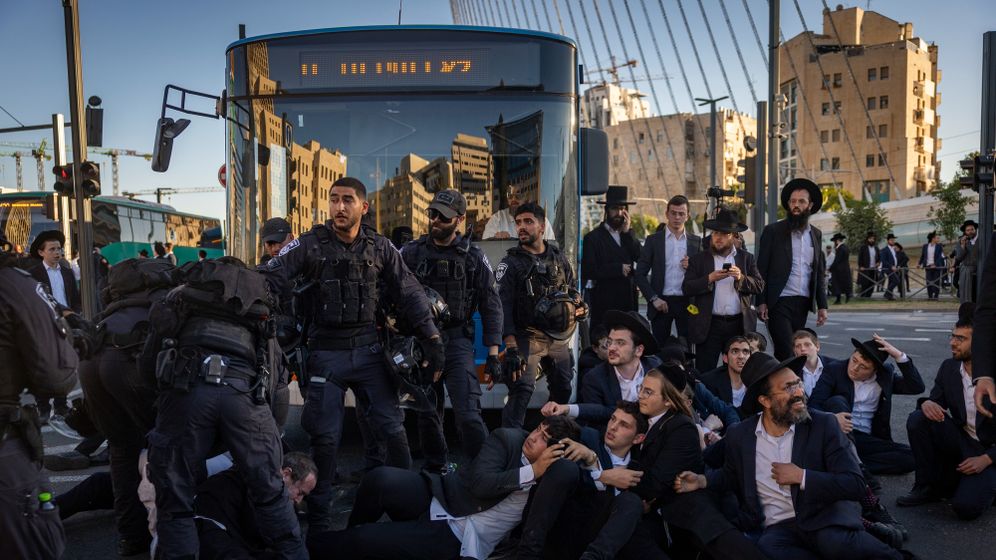 Yonatan Sindel / Flash90 Manifestation Haredi à Jérusalem, archives (le lieu et les personnes photographiées n'ont aucun lien avec le contenu de l'article)