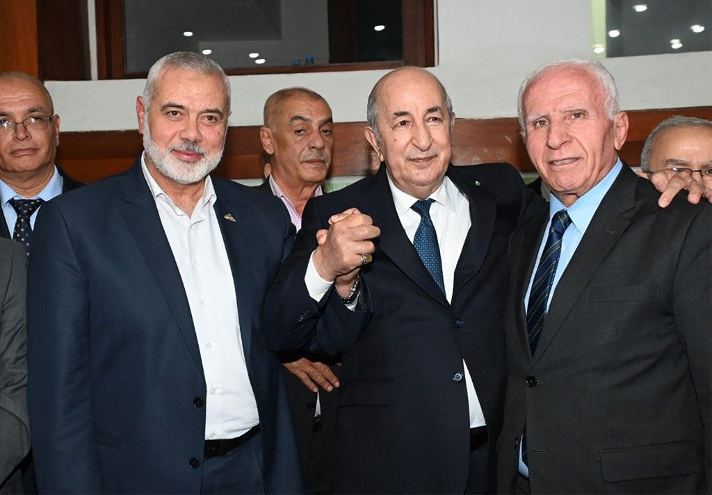 Fatah And Hamas Sign Reconciliation Deal - i24NEWS