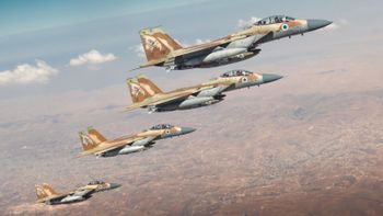 Avions de chasse israéliens en route vers l'Iran, juin 2025