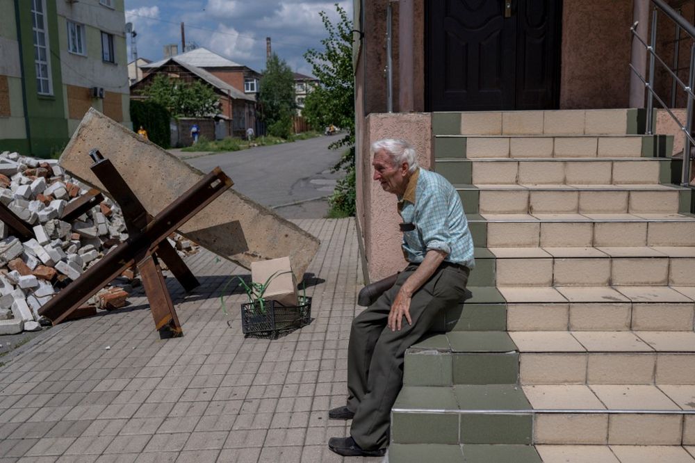 Vieil homme en Ukraine