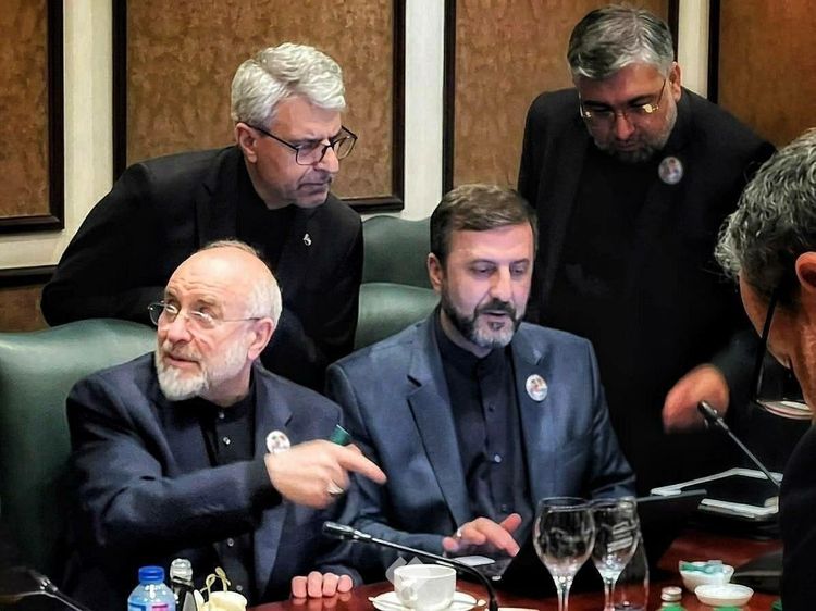 Négociations entre l'Iran et les États-Unis au Pakistan