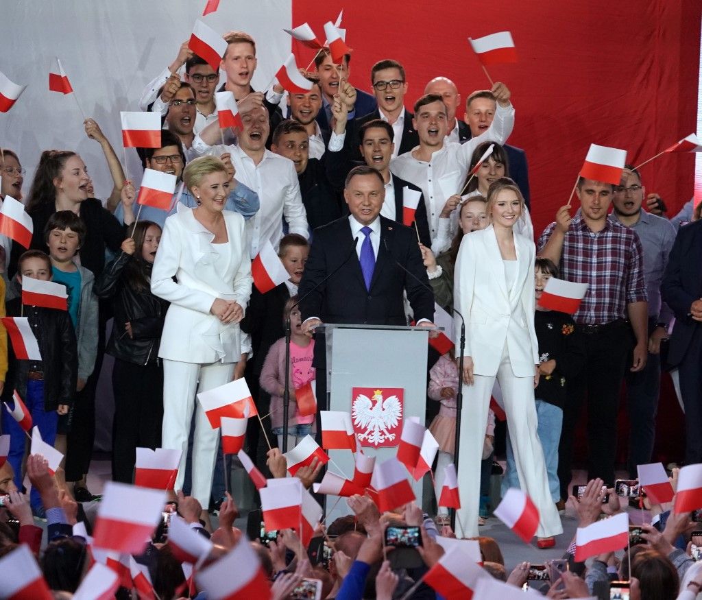 Poland Andrzej Duda Clutches Victory In Tightly Contested Presidential