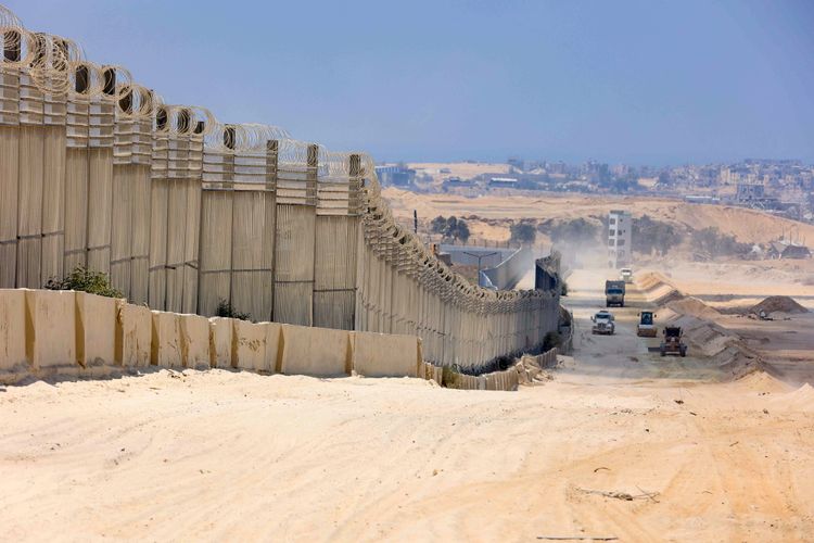 View of the Philadelphi Corridor between the southern Gaza Strip and Egypt
