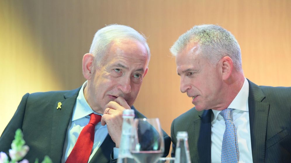 עמוס בן גרשום / לע"מ ראש הממשלה בנימין נתניהו וראש המוסד דדי ברנע, ארכיון